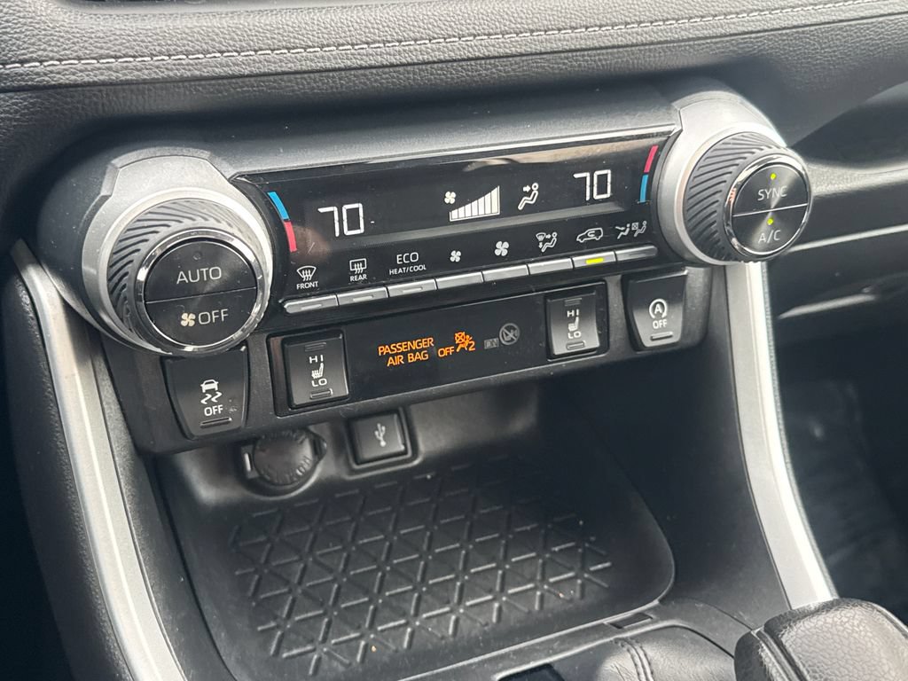 Used 2022 Toyota RAV4 XLE w/ Convenience Package AWD/4WD image 26