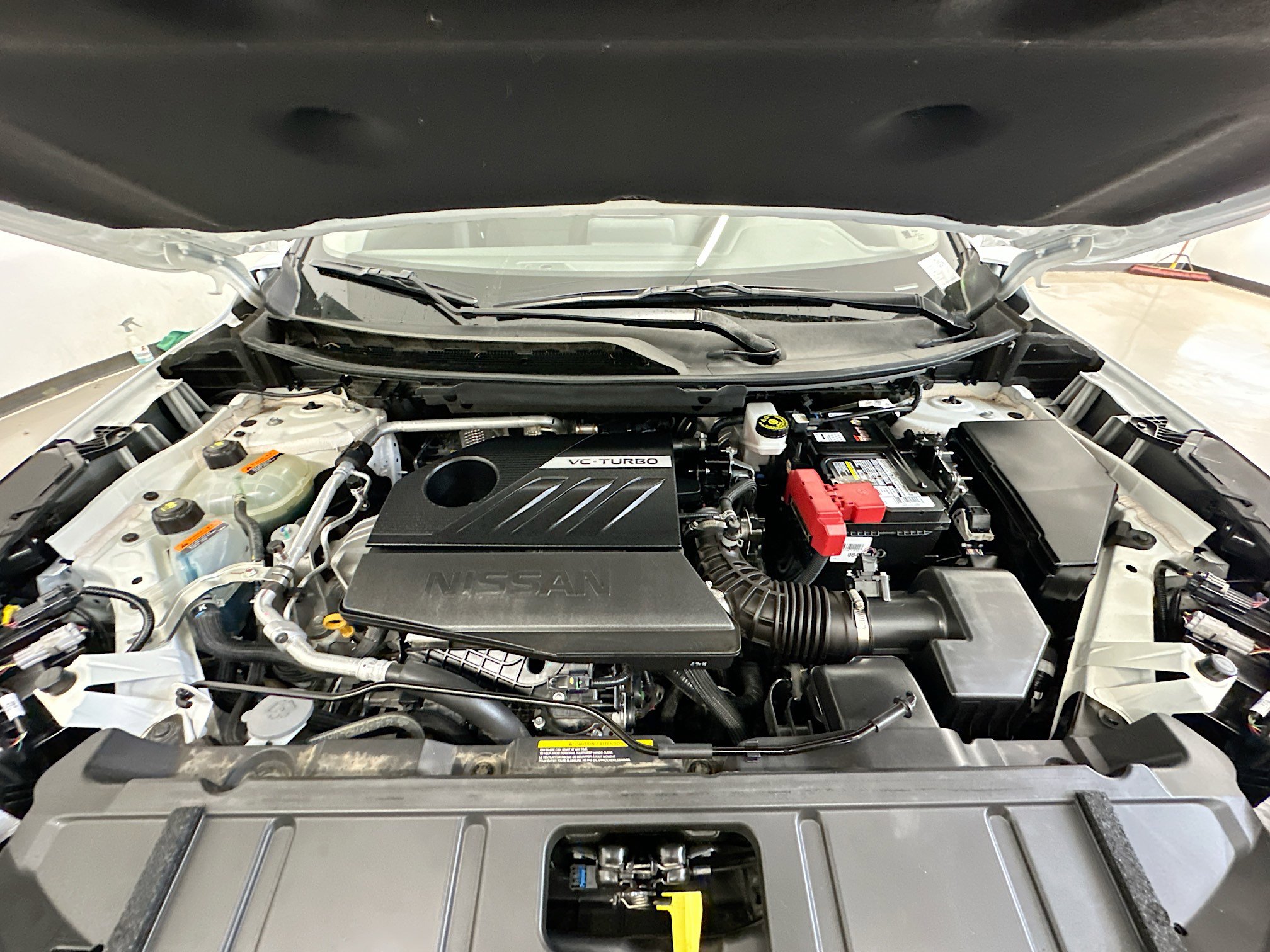 Used 2025 Nissan Rogue SV image 34