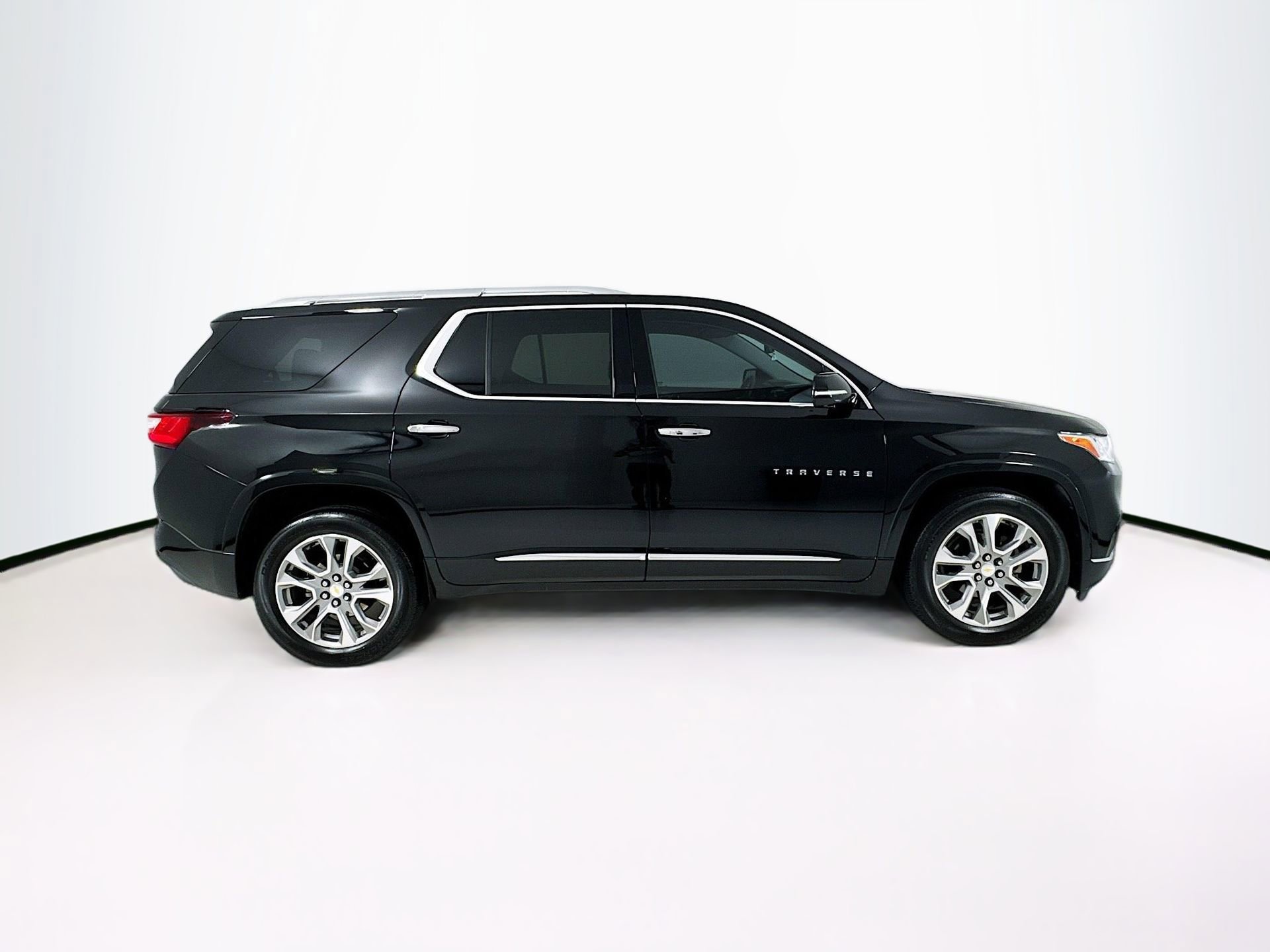 Used 2020 Chevrolet Traverse Premier image 9