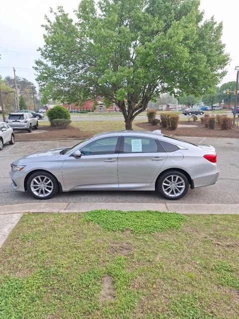 Used 2022 Honda Accord LX image 5