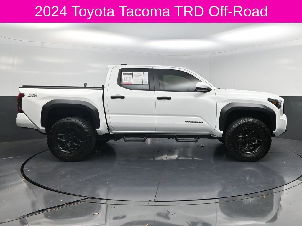 Used 2024 Toyota Tacoma TRD Off-Road AWD/4WD image 4