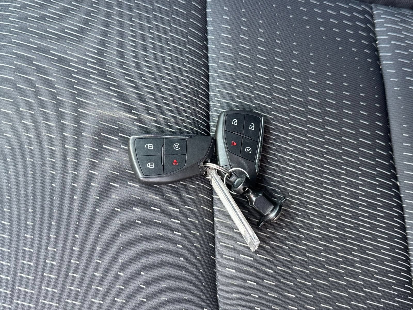 Used 2025 Chevrolet Equinox LT FWD image 22