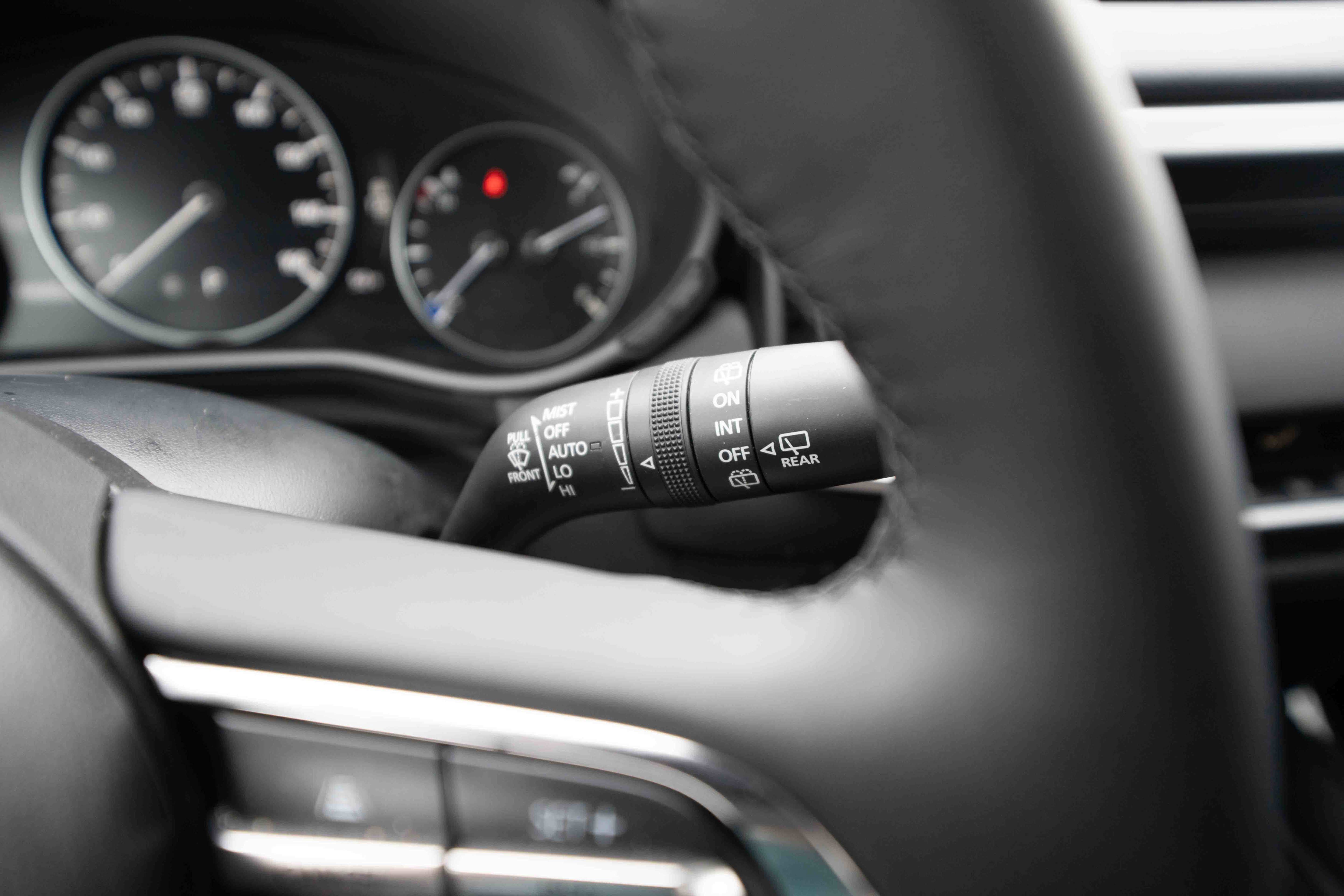 Used 2025 MAZDA CX-50 AWD 2.5 S w/ Premium Package image 14