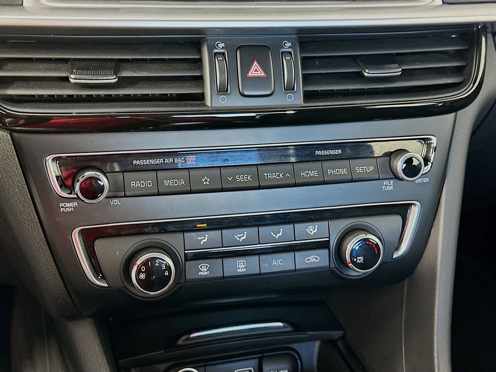 Used 2020 Kia Optima SE image 15