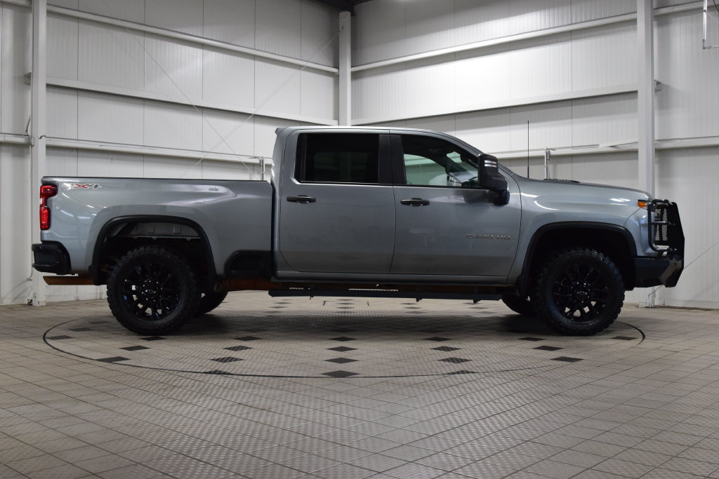 Used 2024 Chevrolet Silverado 2500 Custom w/ Custom Convenience Package AWD/4WD image 8