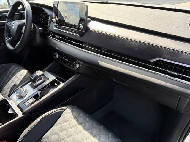 Used 2024 Mitsubishi Outlander SEL FWD image 26