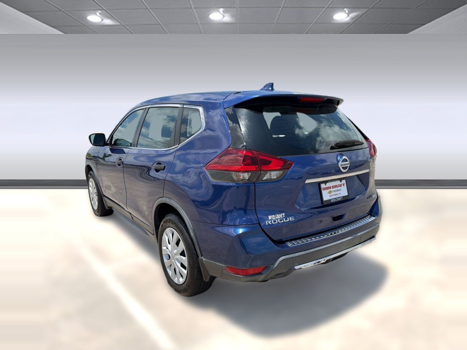 Used 2019 Nissan Rogue S AWD/4WD image 3