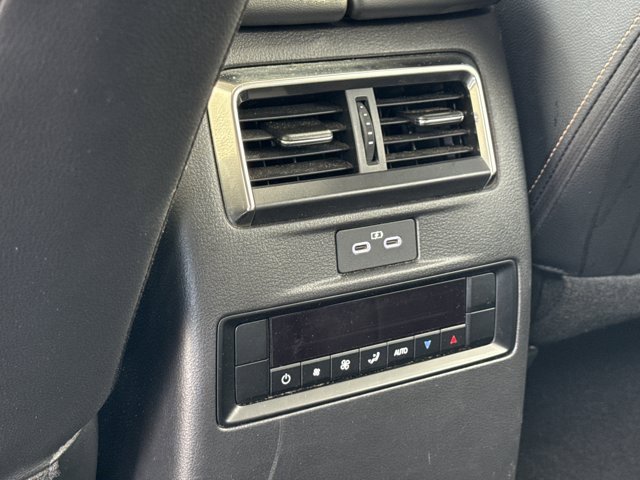 Used 2025 MAZDA CX-70 3.3 Turbo w/ Preferred Package image 15