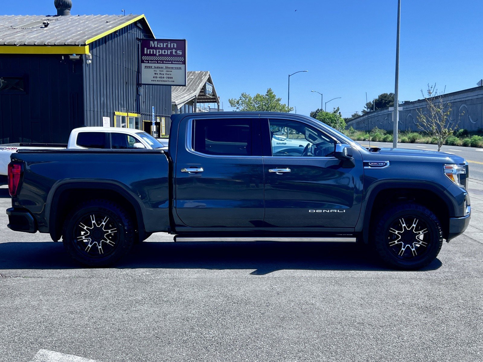 Used 2019 GMC Sierra 1500 Denali w/ Denali Ultimate Package AWD/4WD image 5