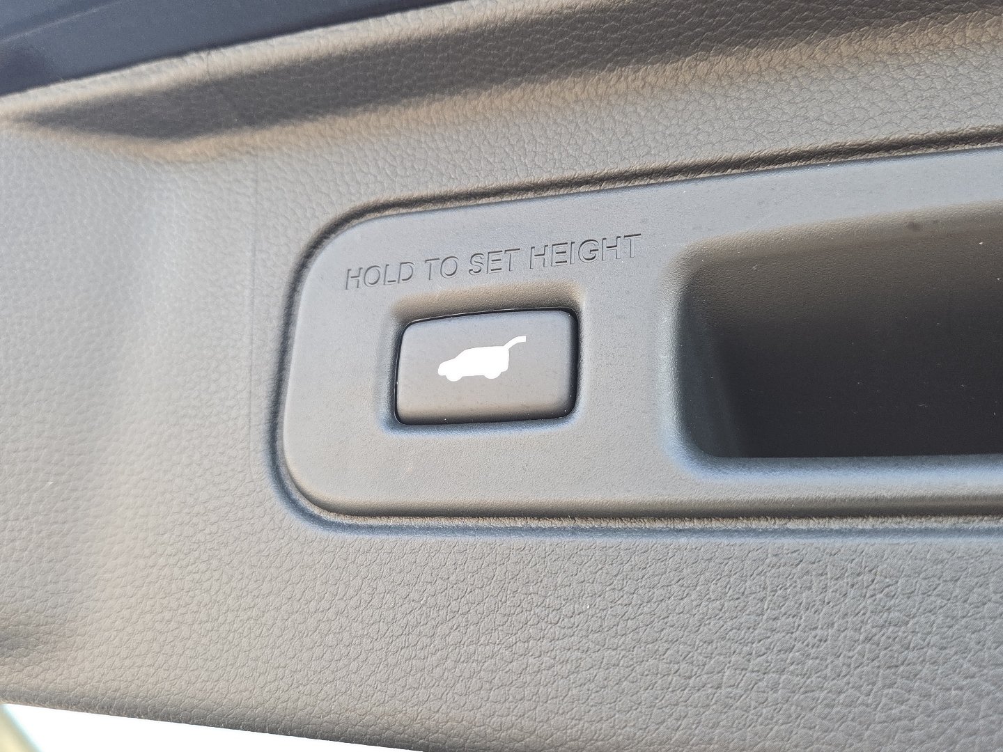 Used 2023 Honda Pilot TrailSport image 21