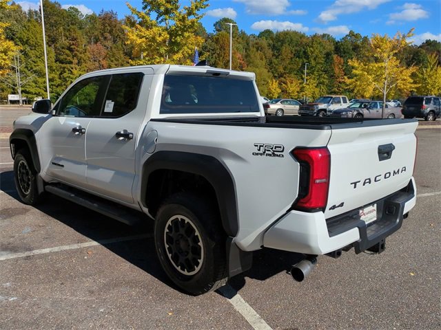 New 2025 Toyota Tacoma TRD Off-Road image 6