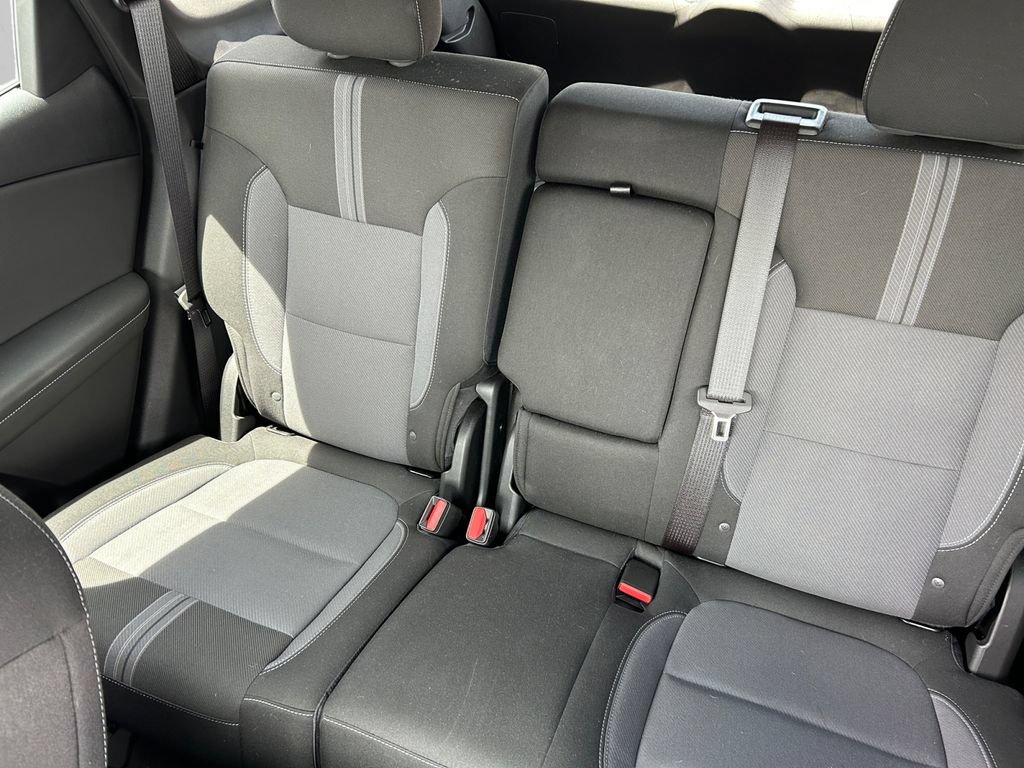 Used 2024 Chevrolet Blazer LT w/ Convenience Package FWD image 15