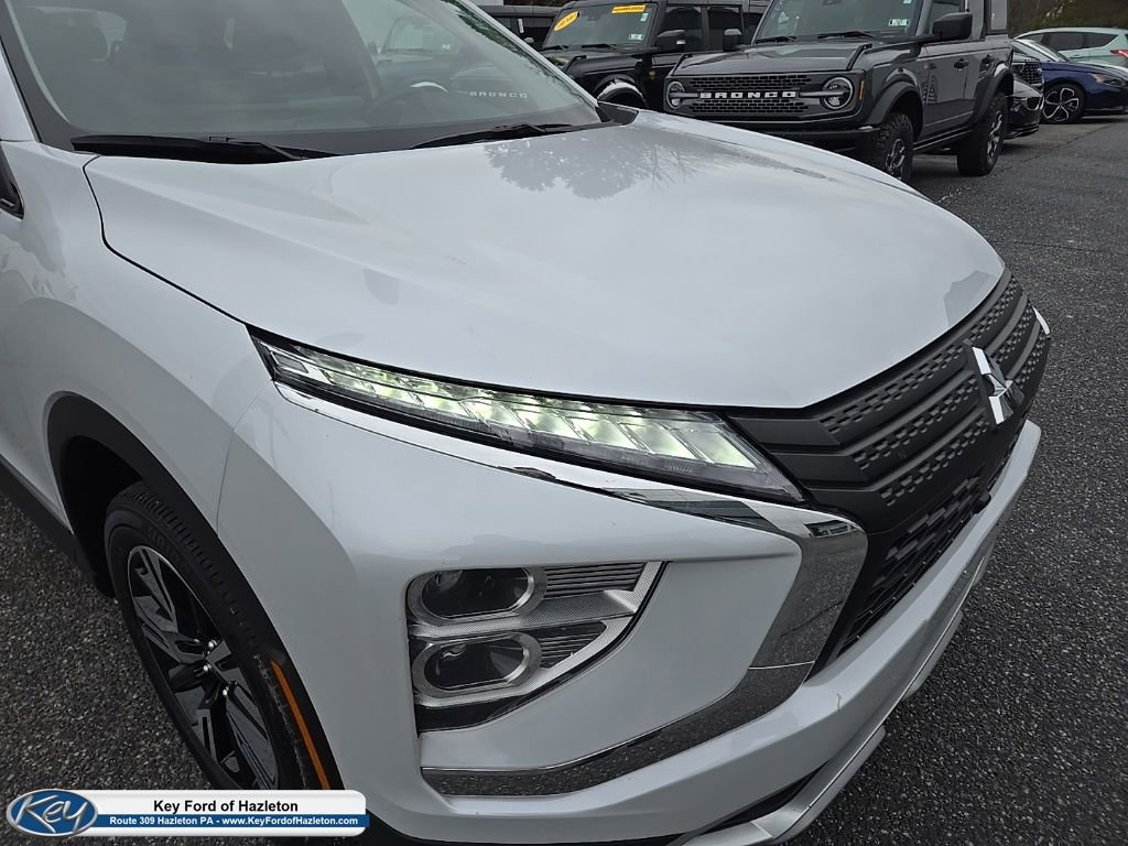 Used 2024 Mitsubishi Eclipse Cross SE image 2