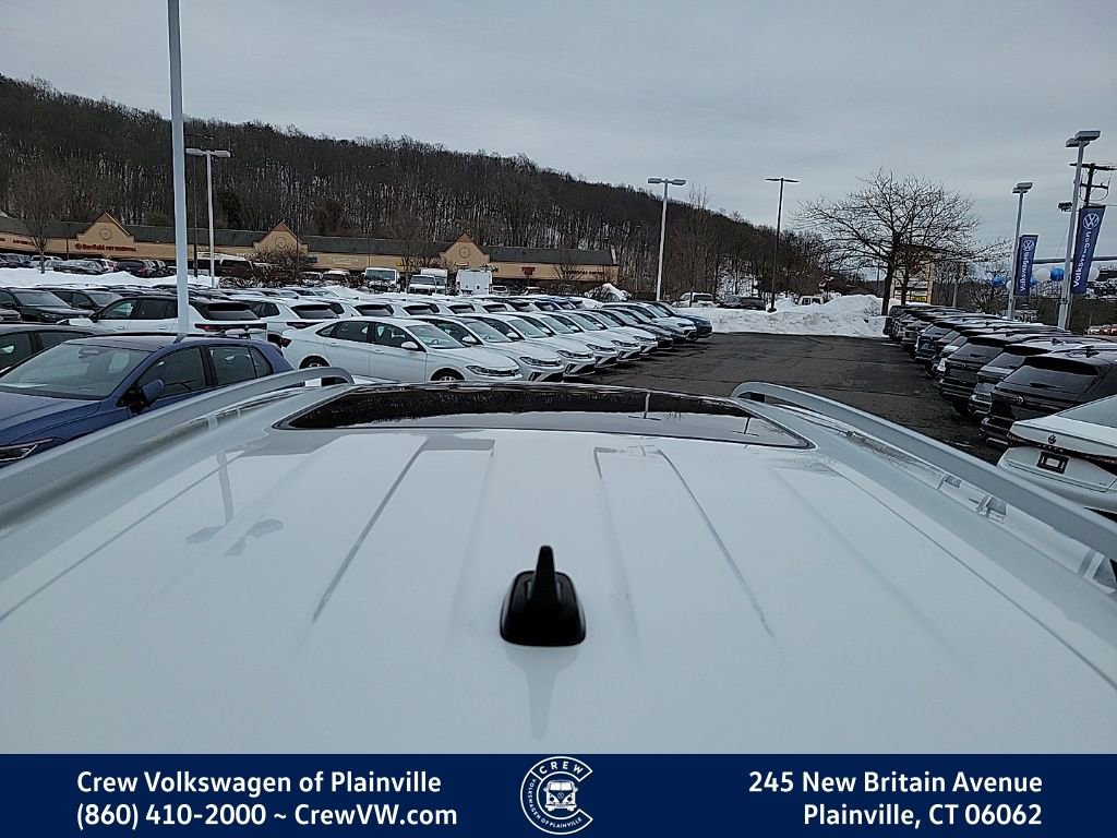 Used 2022 Volkswagen Atlas SEL Premium image 31