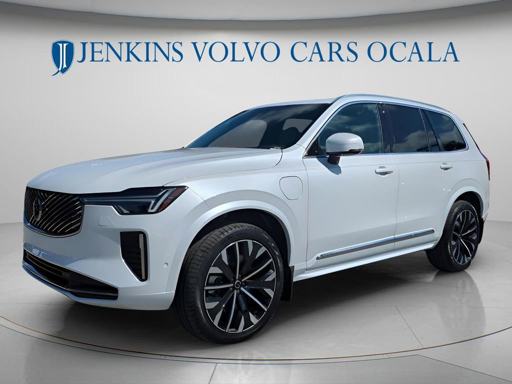 New 2026 Volvo XC90 T8 Plus w/ Protection Package Premier AWD/4WD image 8