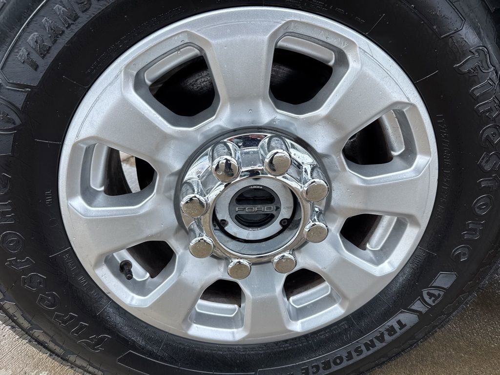 Used 2023 Ford F250 XLT image 32