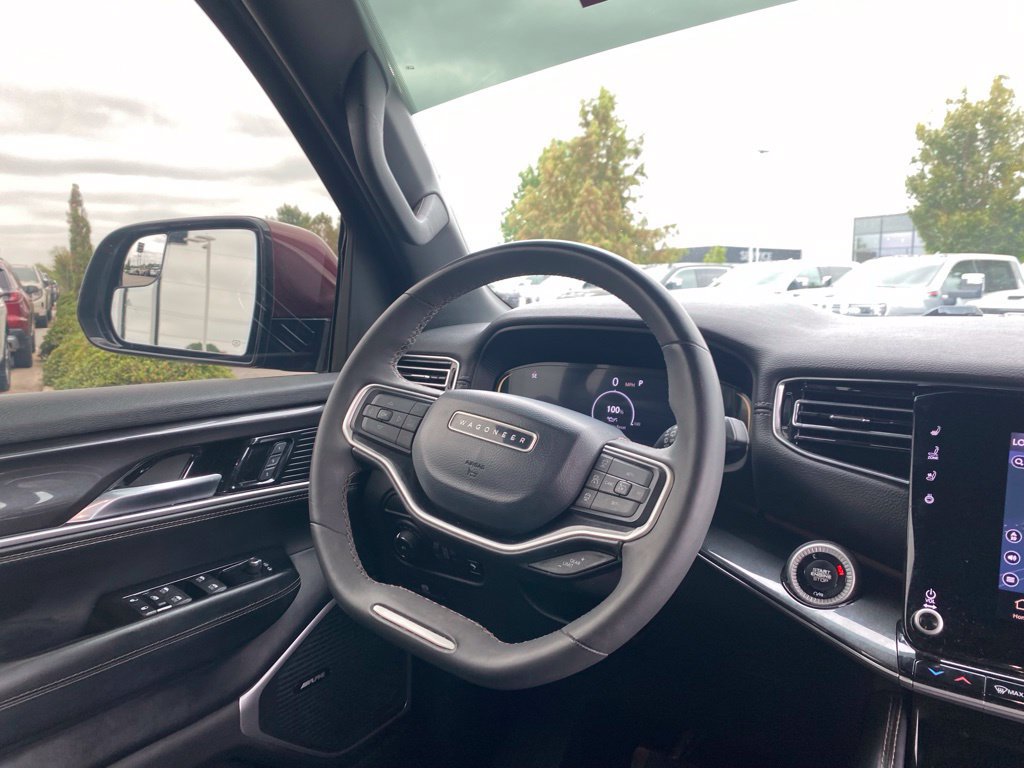 Used 2022 Jeep Wagoneer Series I w/ Convenience Group I AWD/4WD image 32