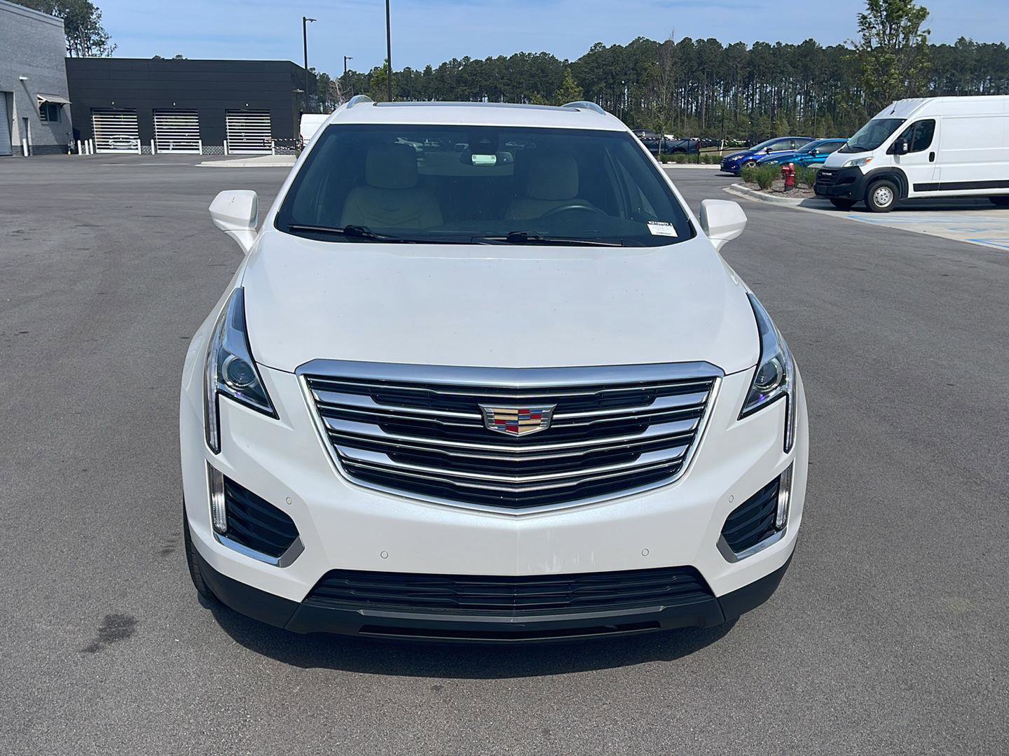 Used 2019 Cadillac XT5 Luxury image 3