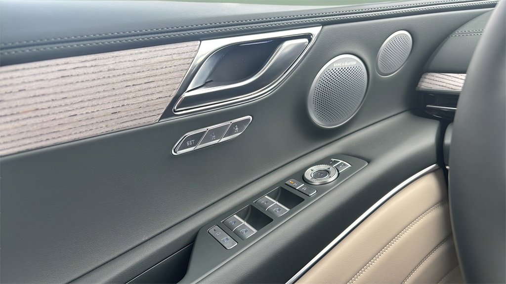 New 2026 Genesis GV80 2.5T Advanced image 16