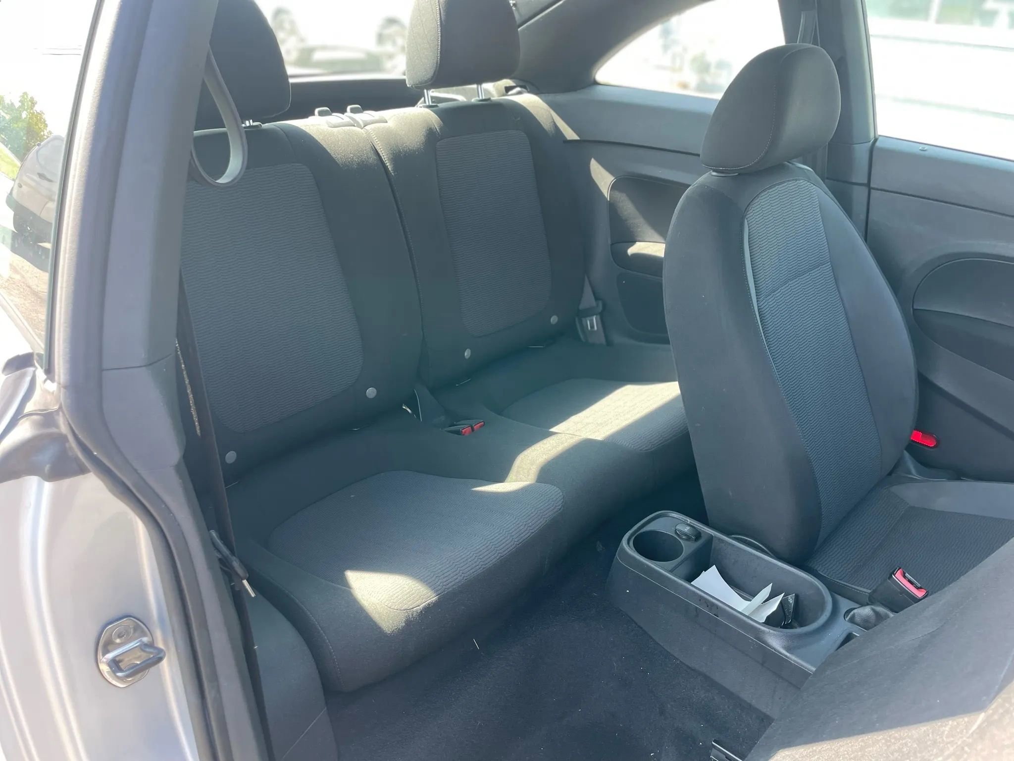 Used 2012 Volkswagen Beetle 2.5 image 22