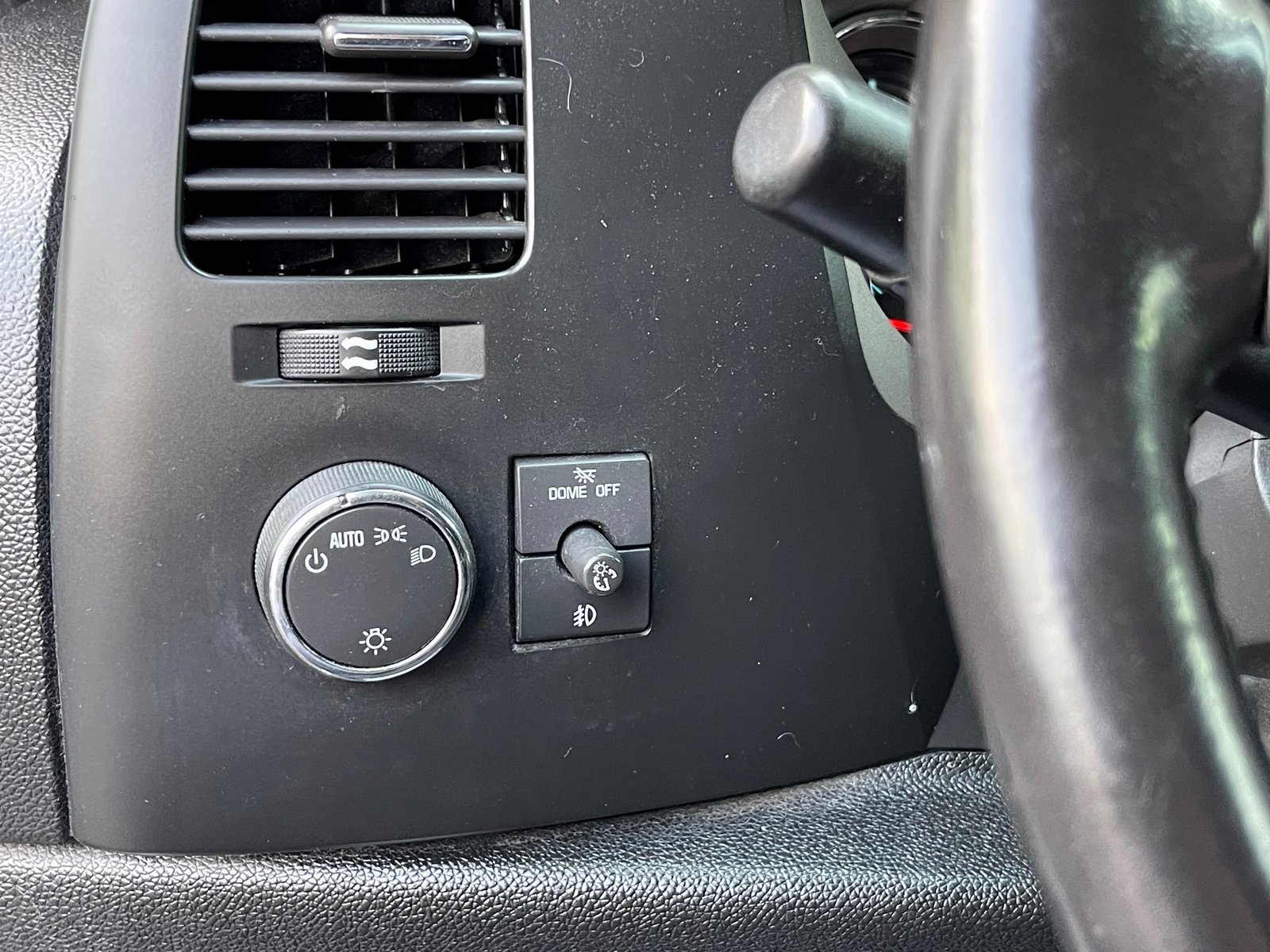 Used 2009 Chevrolet Silverado 1500 LT w/ Power Pack Plus image 29