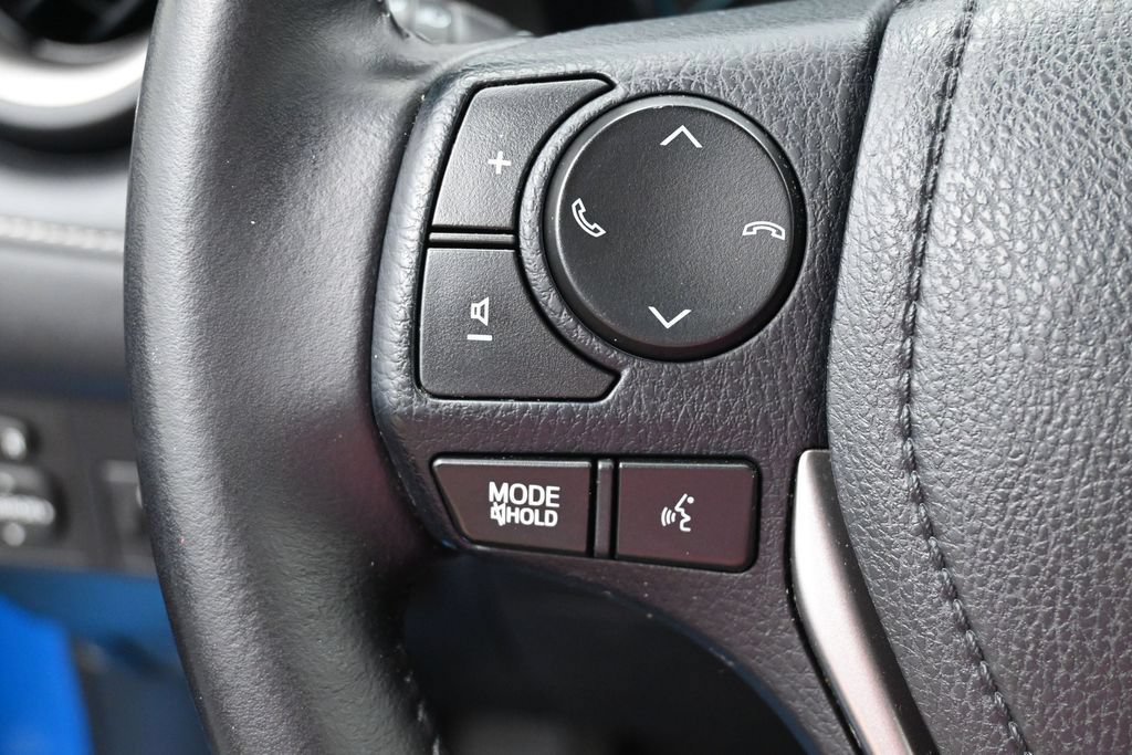 Certified 2016 Toyota RAV4 XLE AWD/4WD image 17