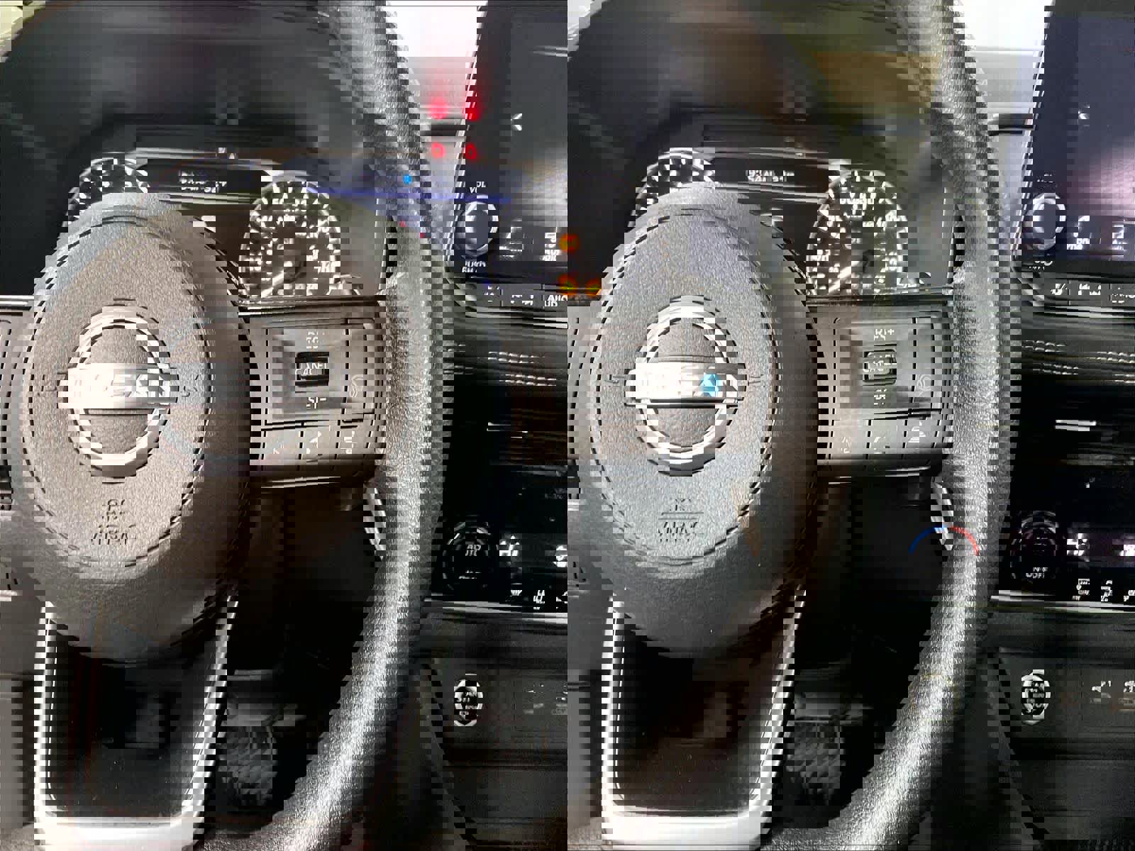 Certified 2022 Nissan Rogue SV image 23