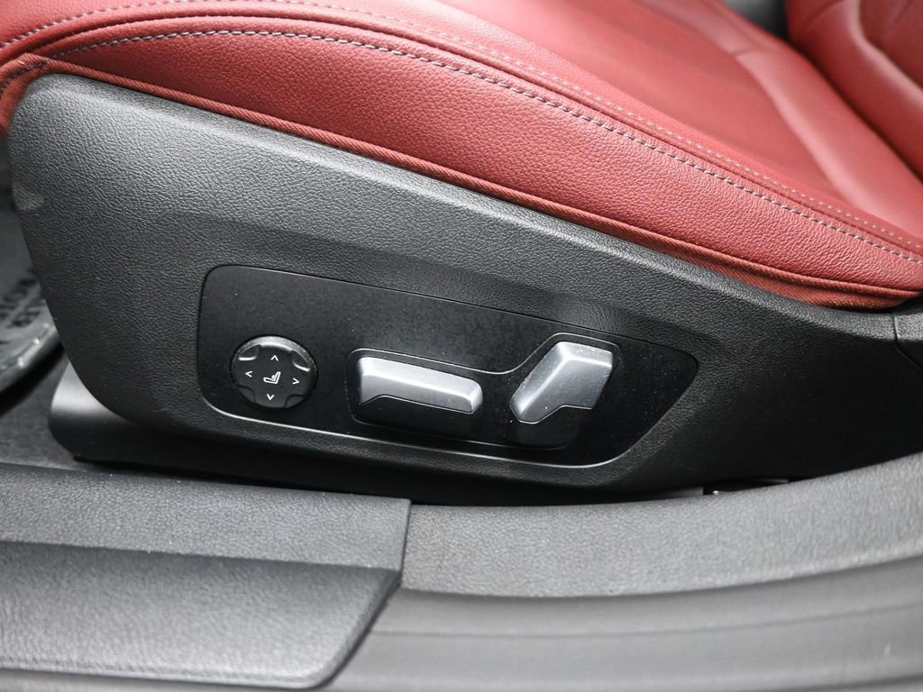 Used 2022 BMW i4 eDrive40 w/ Premium Package image 11