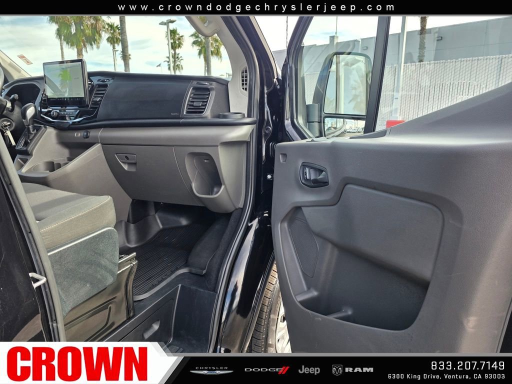 Used 2023 Ford Transit 350 XLT image 18