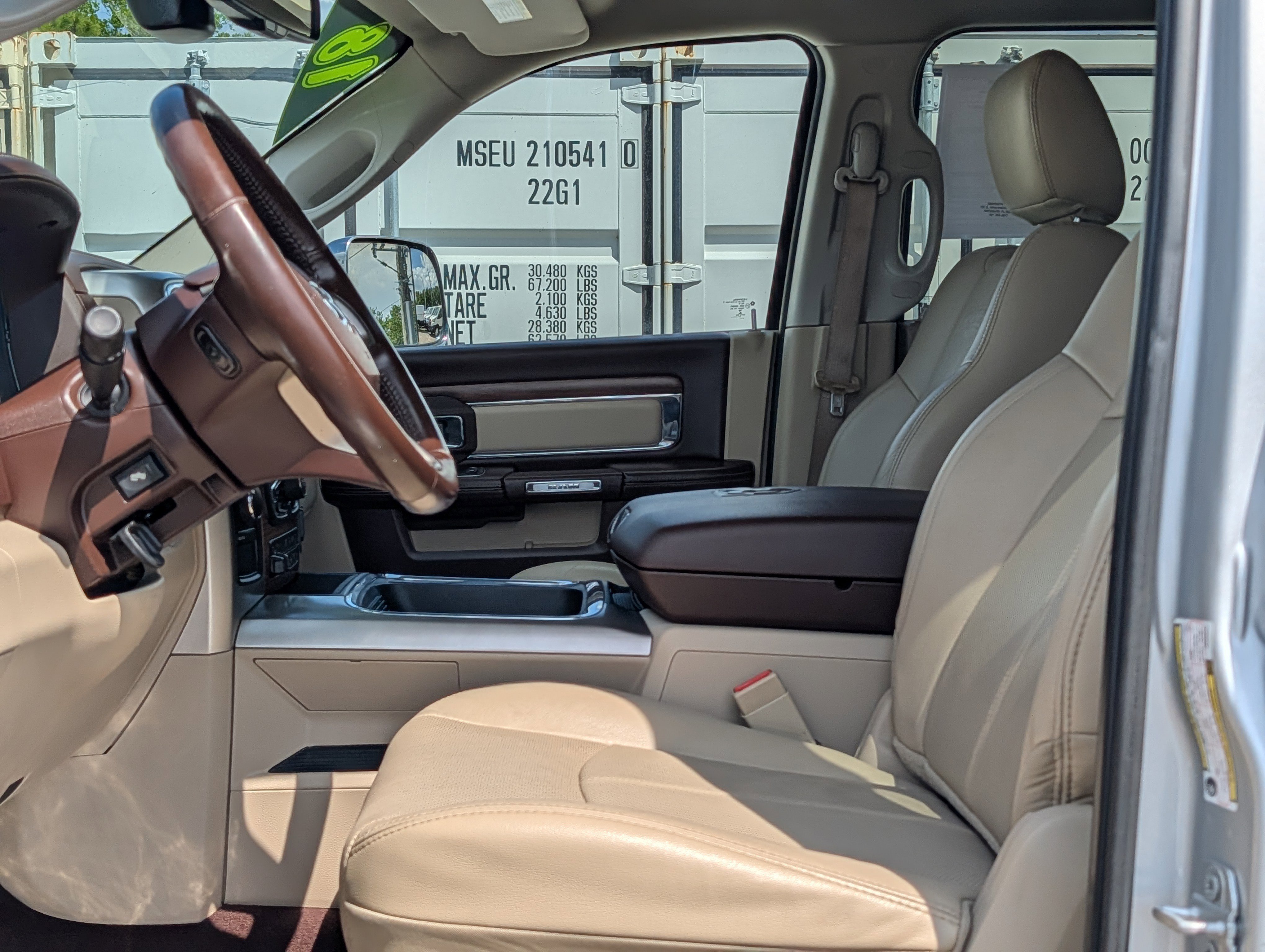 Used 2018 RAM 2500 Laramie image 23