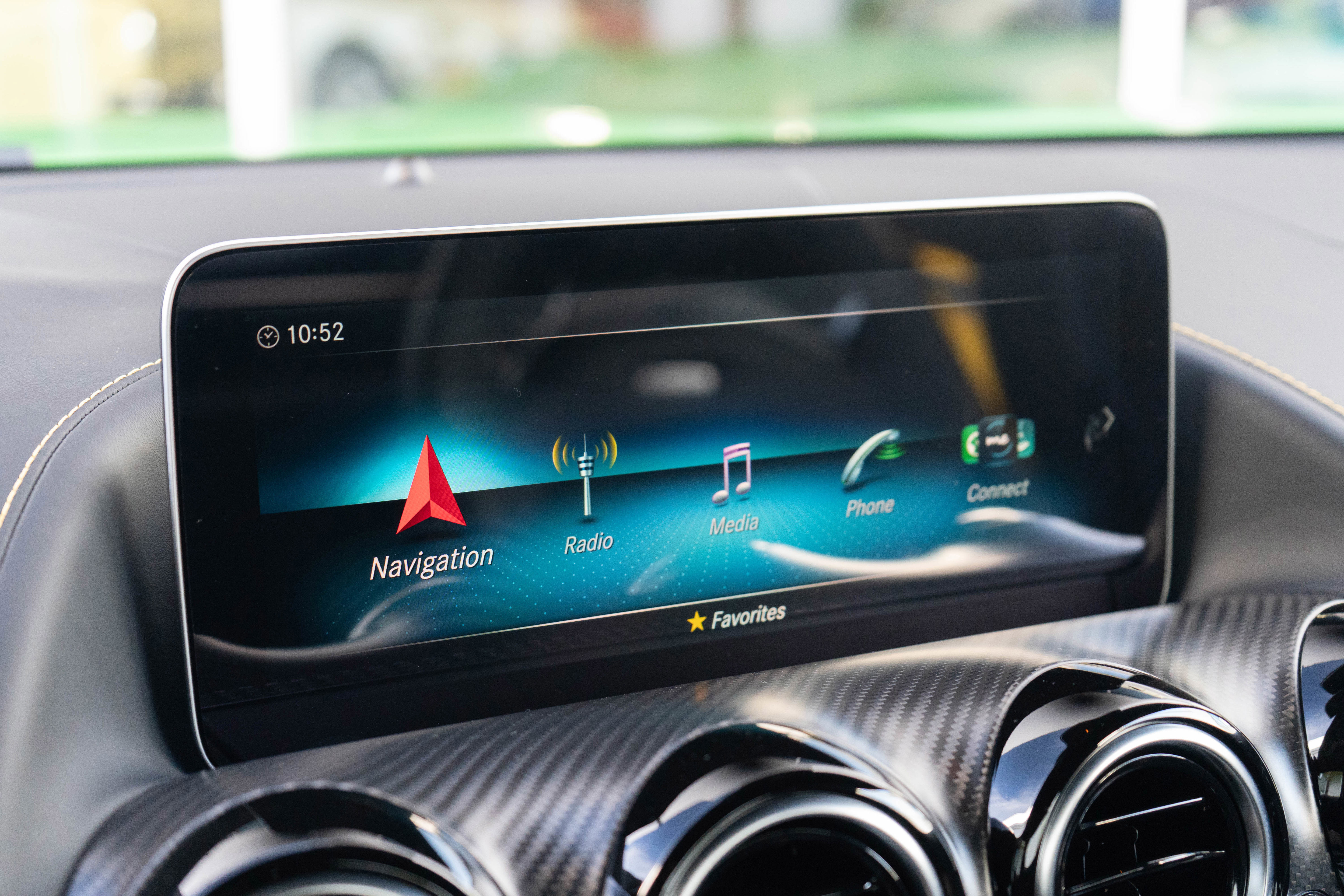 Used 2020 Mercedes-Benz AMG GT R image 25