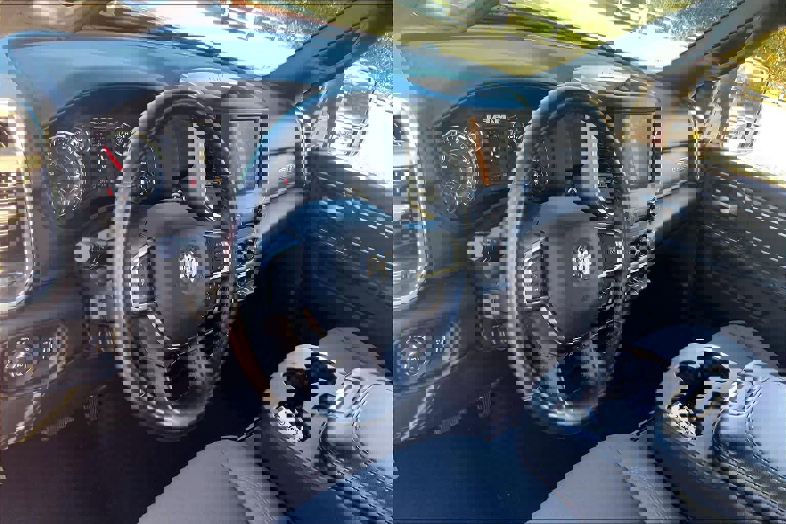 Used 2024 RAM 2500 Big Horn w/ Bed Utility Group image 16