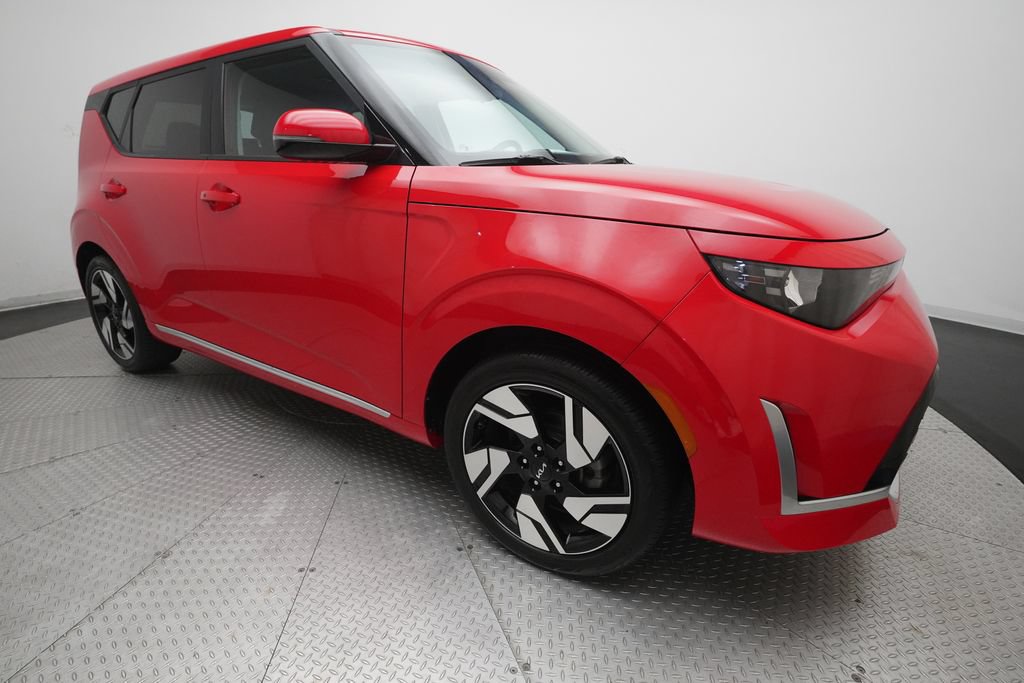 Used 2023 Kia Soul GT-Line FWD image 36