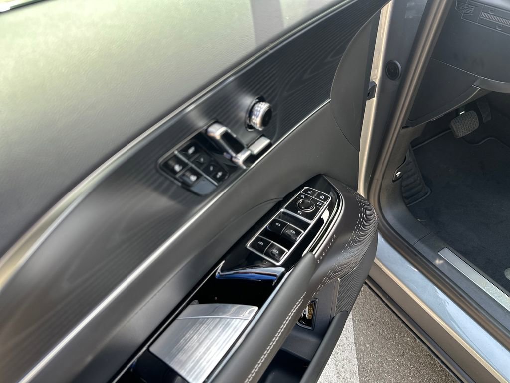 New 2026 Cadillac Lyriq Luxury image 15