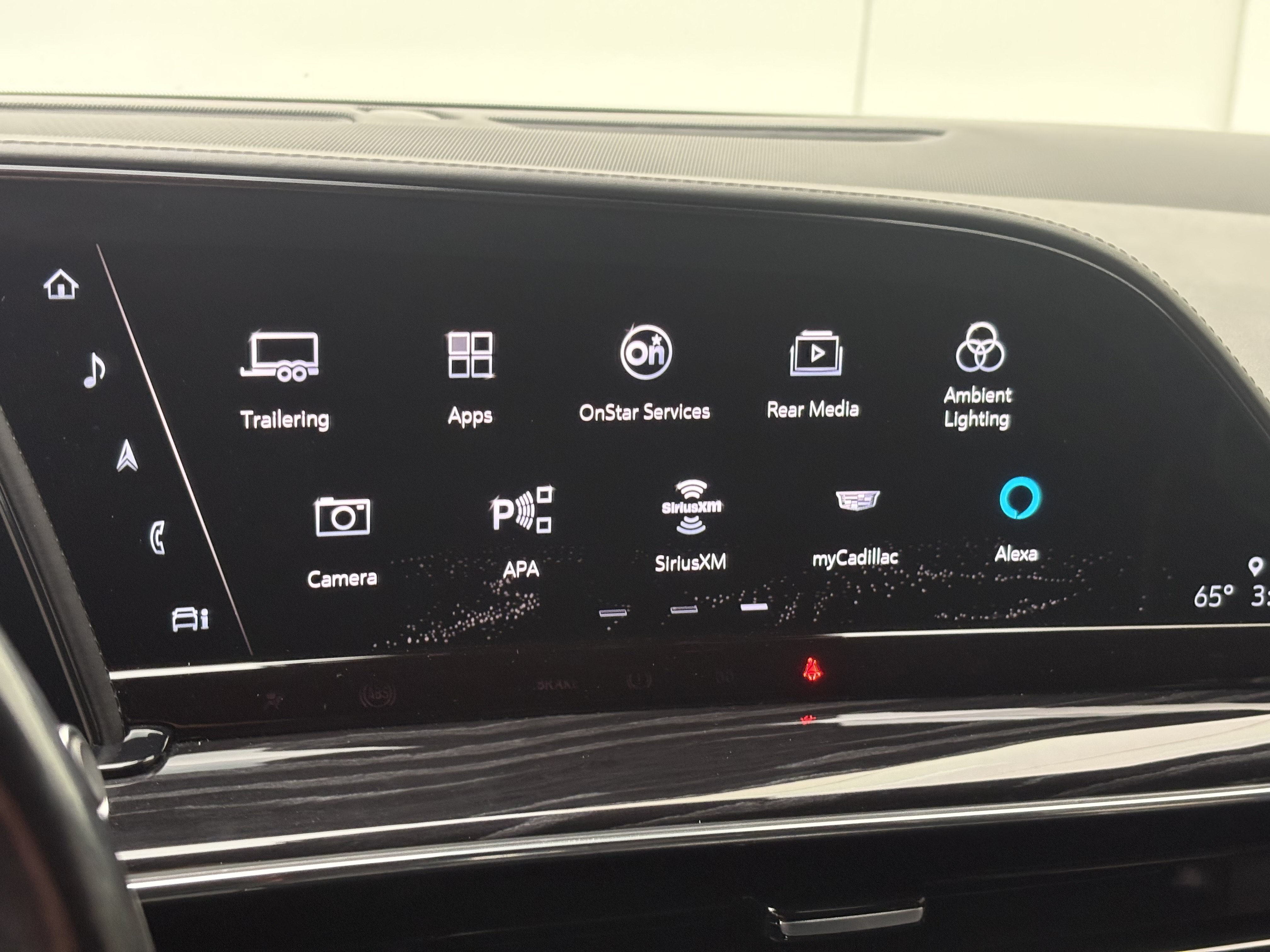 Used 2021 Cadillac Escalade Sport w/ Driver Assist Tech Package AWD/4WD image 26