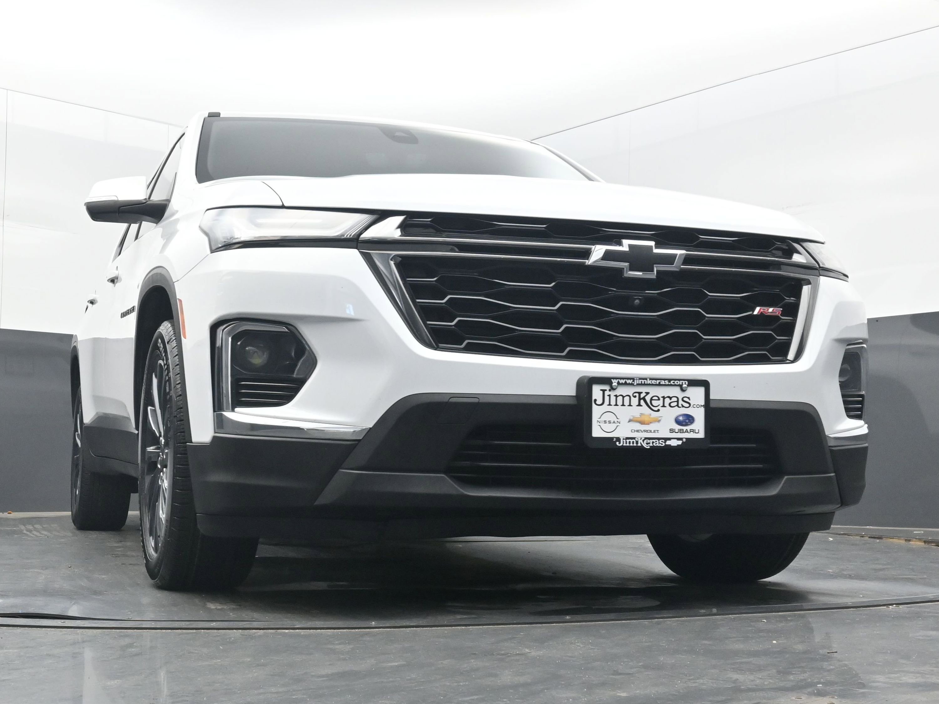 Used 2023 Chevrolet Traverse RS image 25