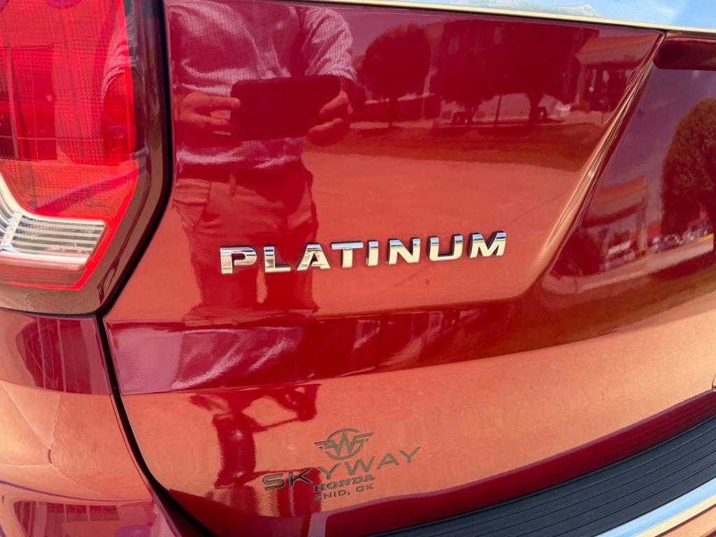 Used 2019 Ford Explorer Platinum AWD/4WD image 16