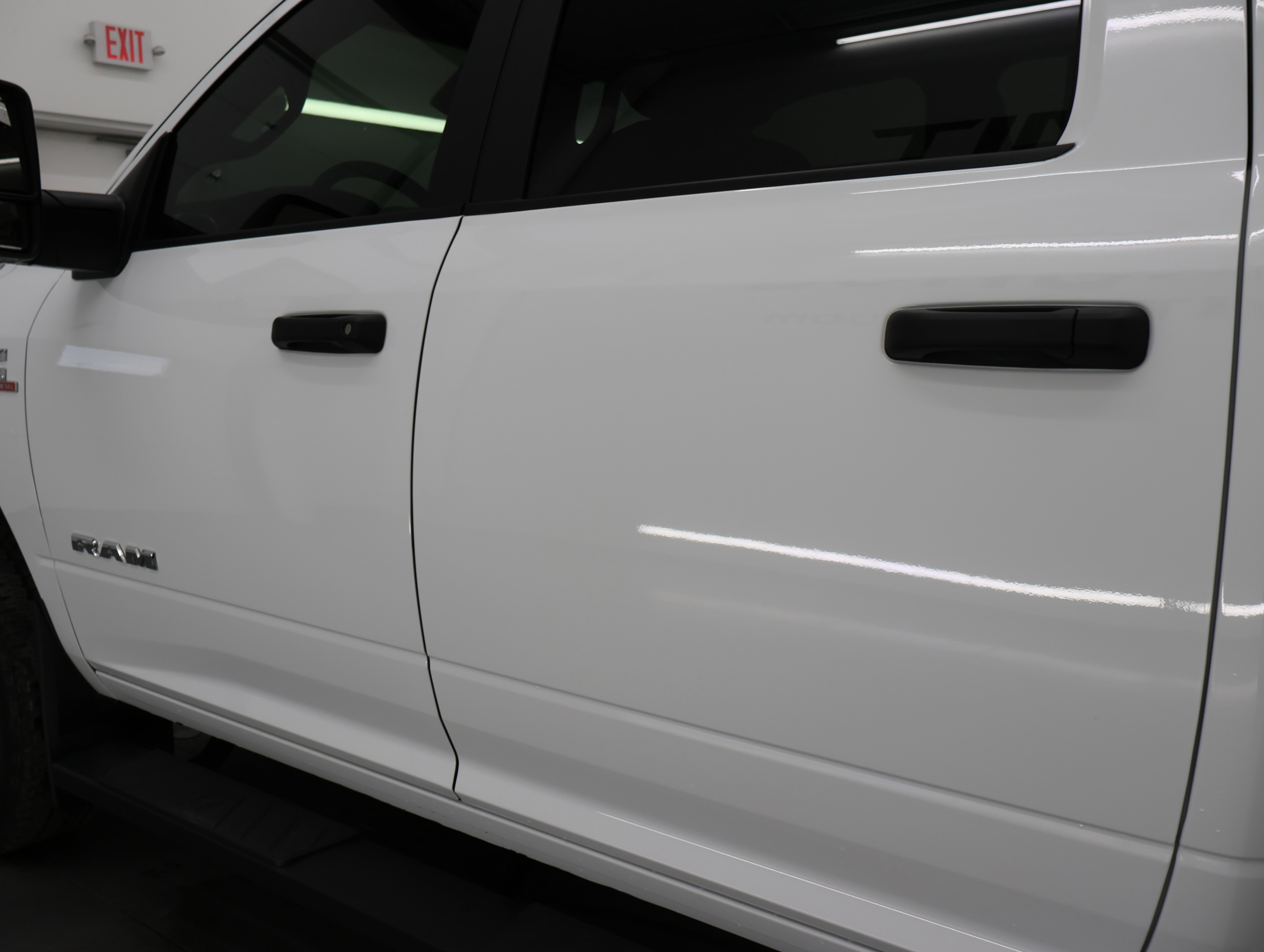 Used 2025 RAM 2500 Big Horn AWD/4WD image 37