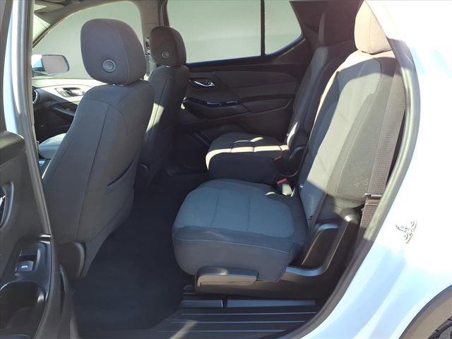 Used 2023 Chevrolet Traverse LT image 12