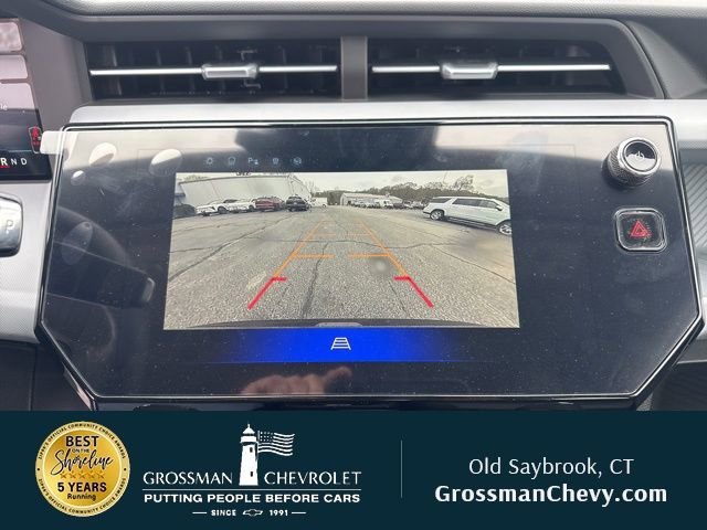 Used 2027 Chevrolet Bolt LT w/ Comfort Package FWD image 12