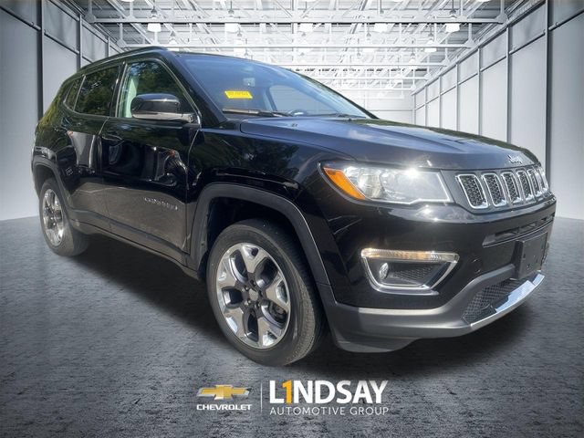 Used 2019 Jeep Compass Limited AWD/4WD image 2