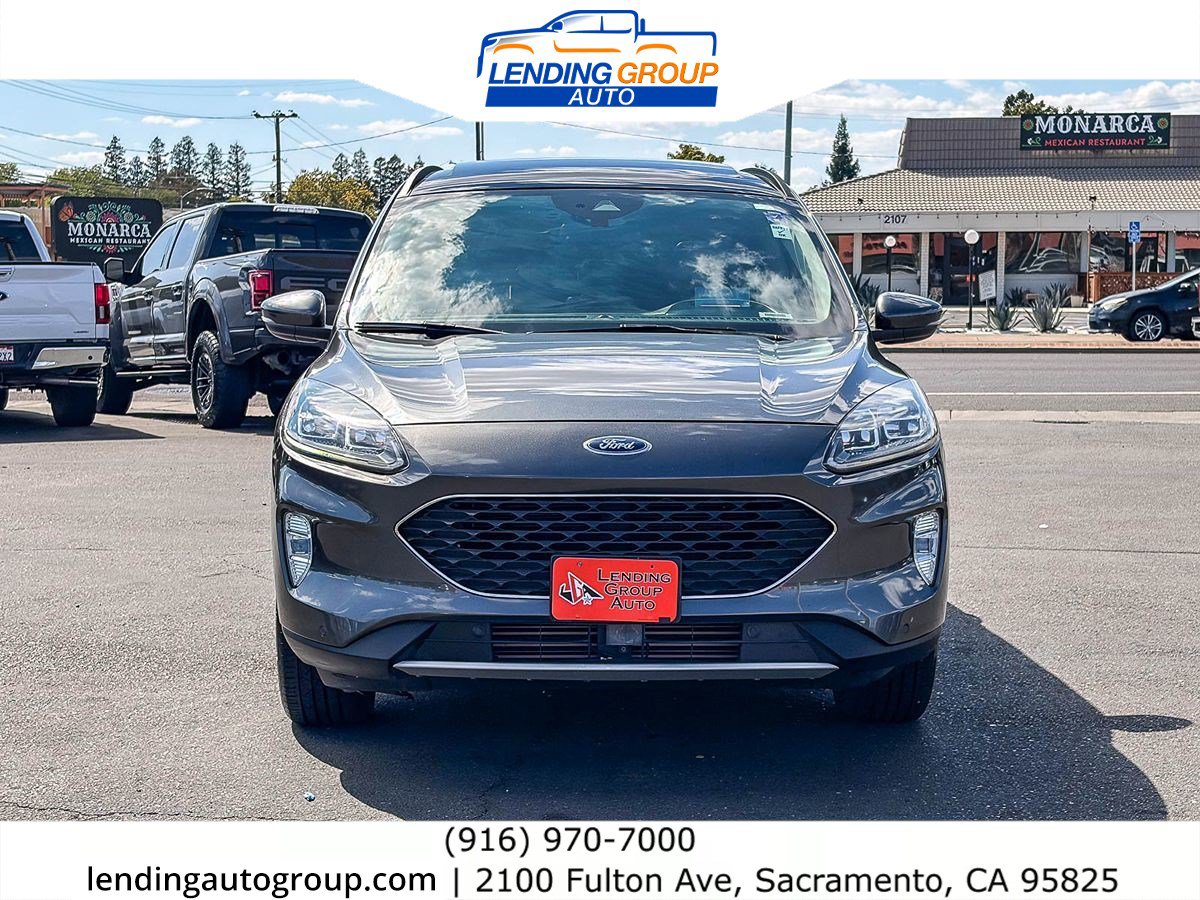 Used 2020 Ford Escape Titanium w/ Titanium Premium Package 2.0 AWD/4WD image 6