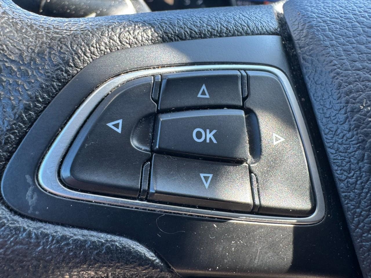 Used 2017 Ford Focus SEL image 17