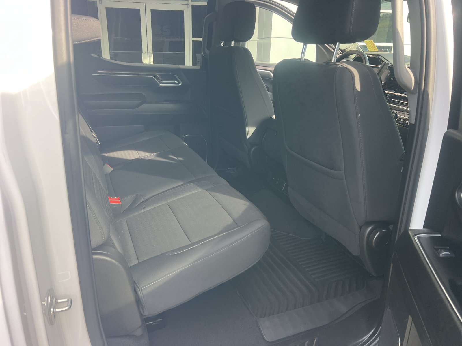 Used 2025 Chevrolet Silverado 1500 LT AWD/4WD image 21