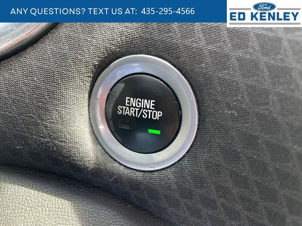 Used 2017 Chevrolet Malibu LT FWD image 10