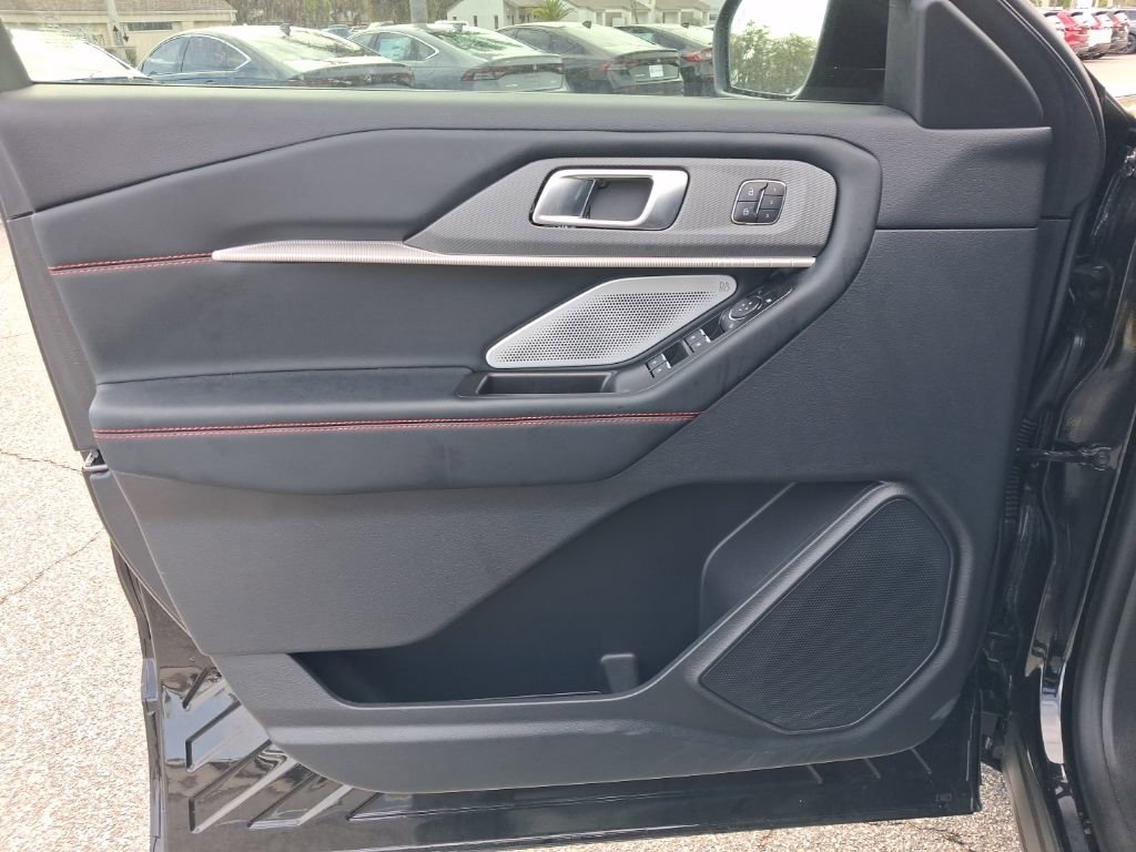 Used 2025 Ford Explorer ST w/ Sun And Sound Package image 22
