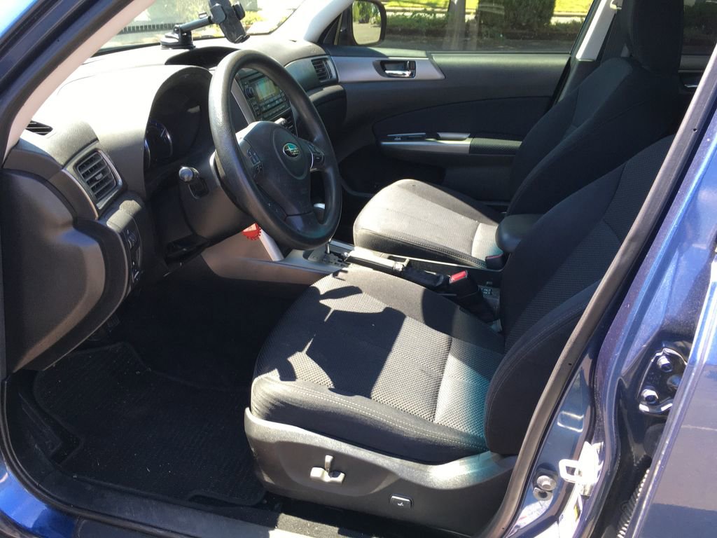 Used 2012 Subaru Forester 2.5X Premium AWD/4WD image 4