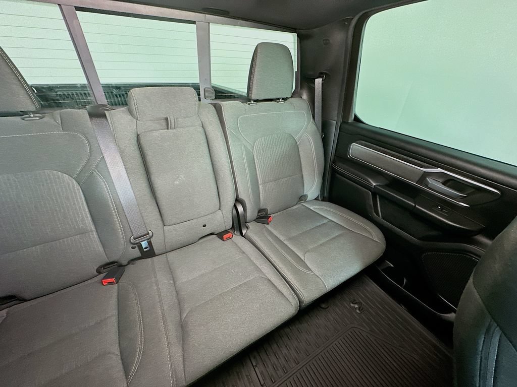 Used 2020 RAM 1500 Big Horn RWD image 14