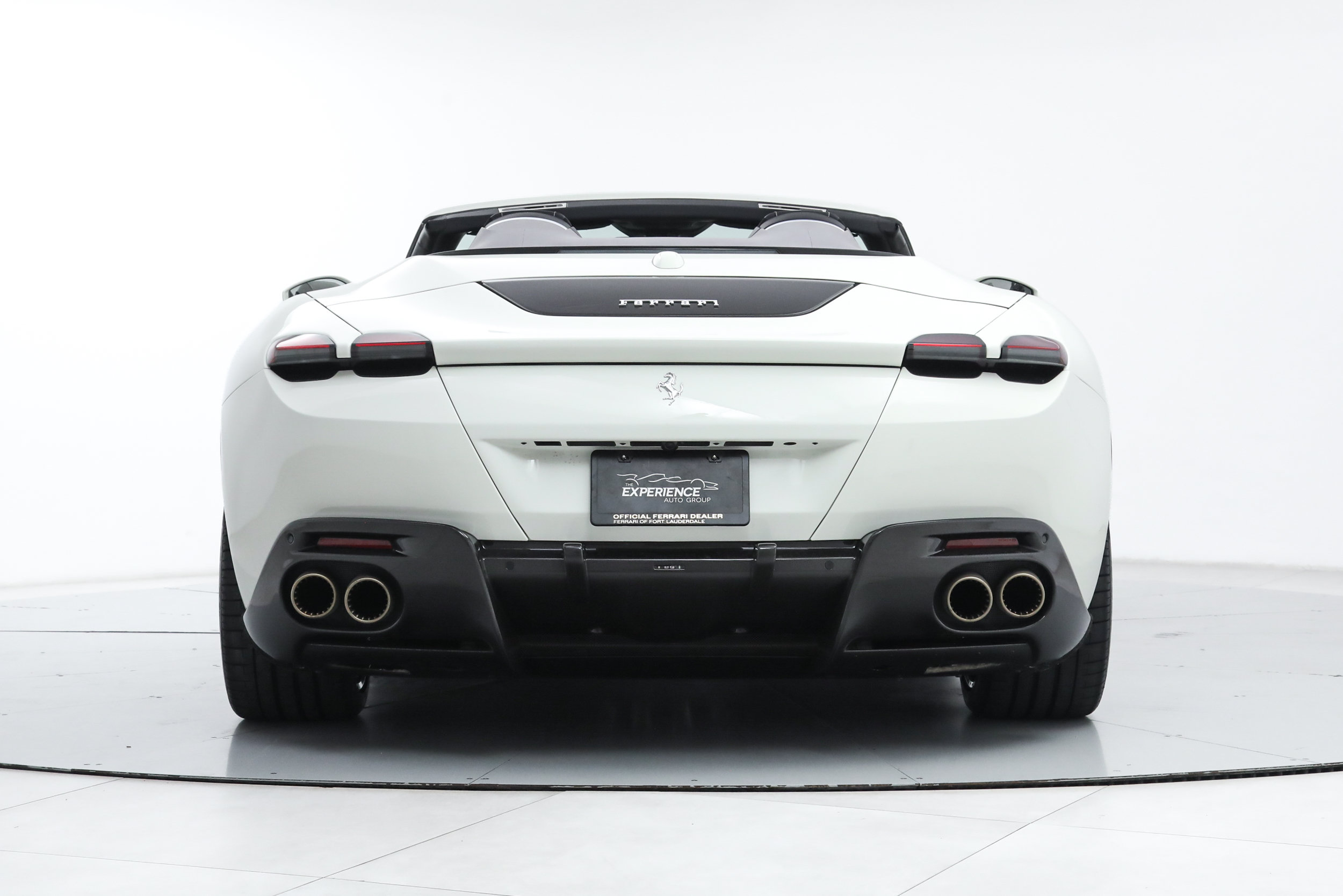 Certified 2024 Ferrari Roma Spider RWD image 9