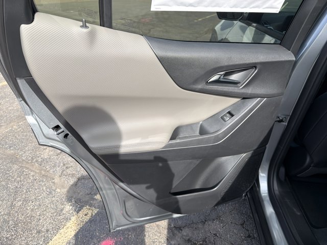 New 2026 Chevrolet Equinox LT w/ Convenience Package II image 23